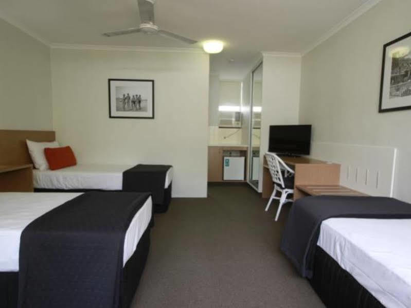 Darcy Arms Hotel Motel Gold Coast Exterior foto