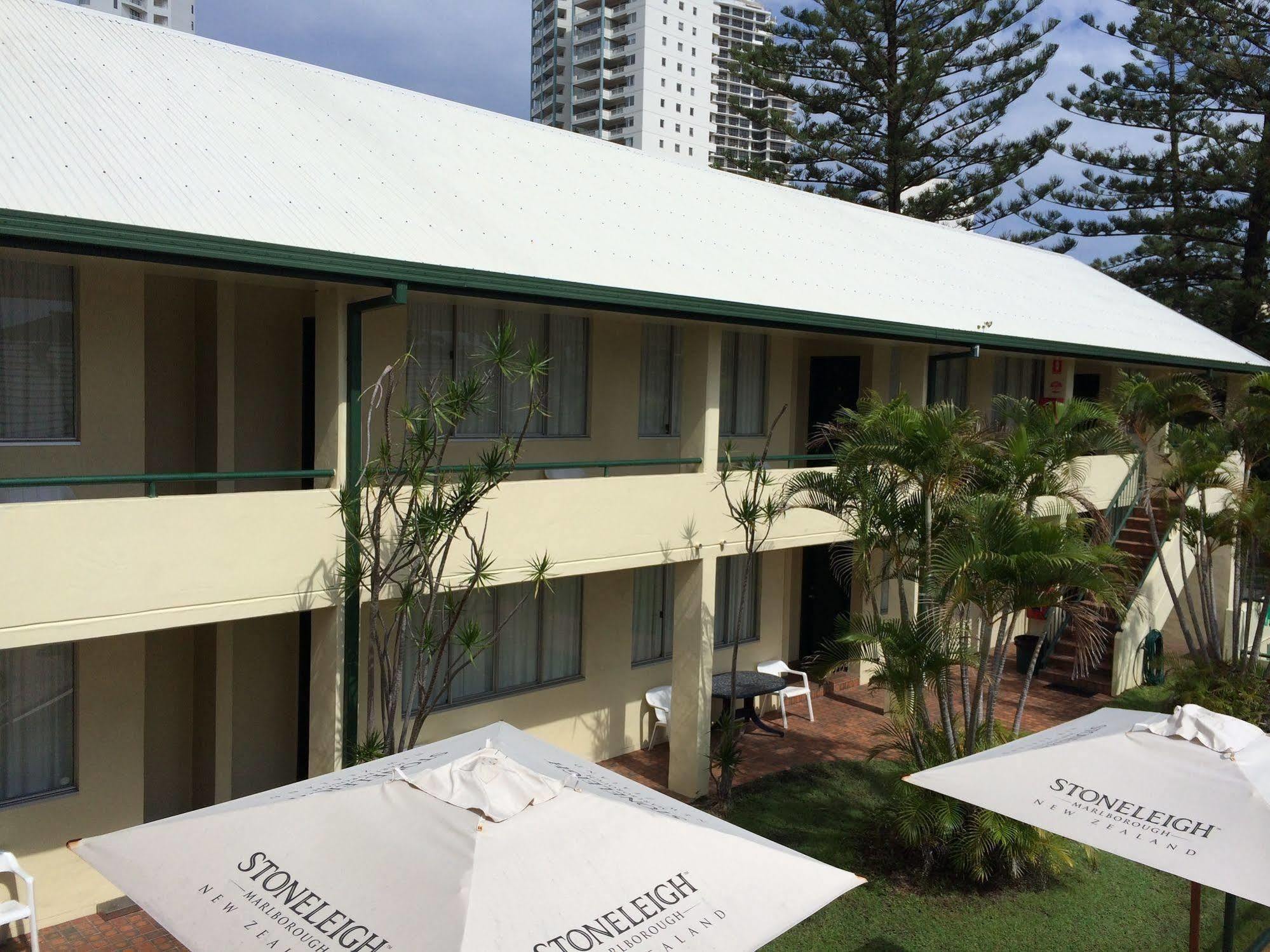 Darcy Arms Hotel Motel Gold Coast Exterior foto